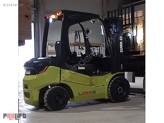 Clark 3 ton Lityum Akülü Forklift 3 ton forklift